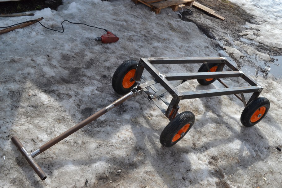 Механизм поворота для садовой 4 колесной тележки