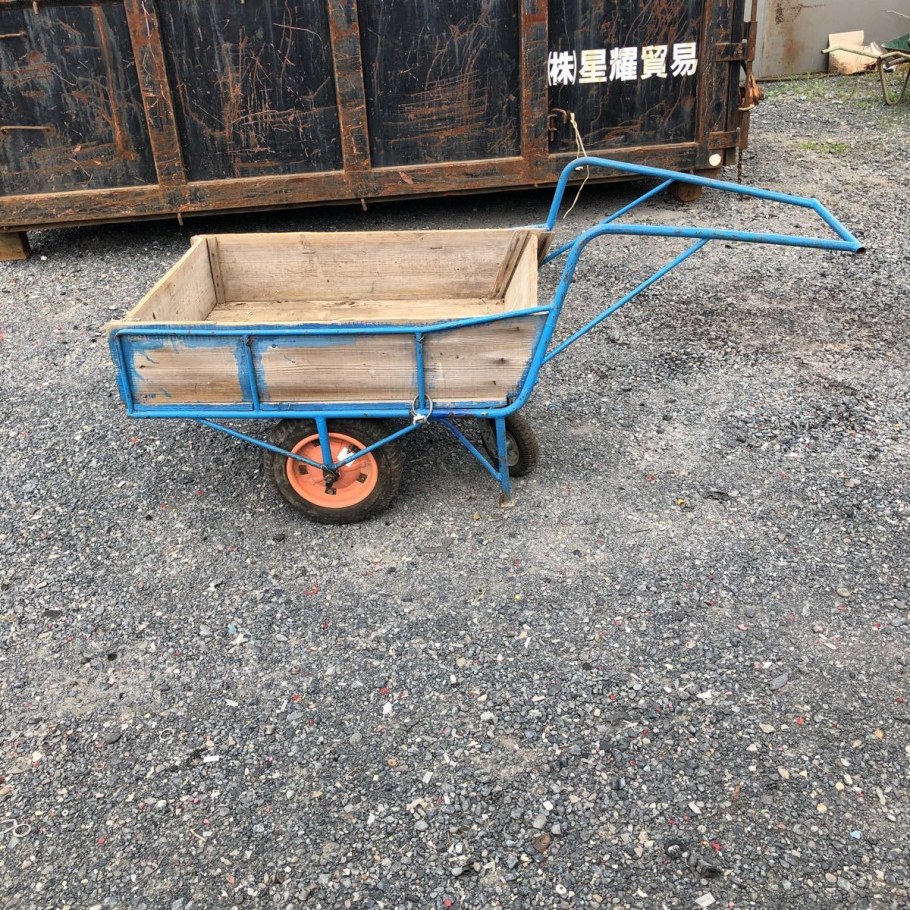 Трехколесная телега