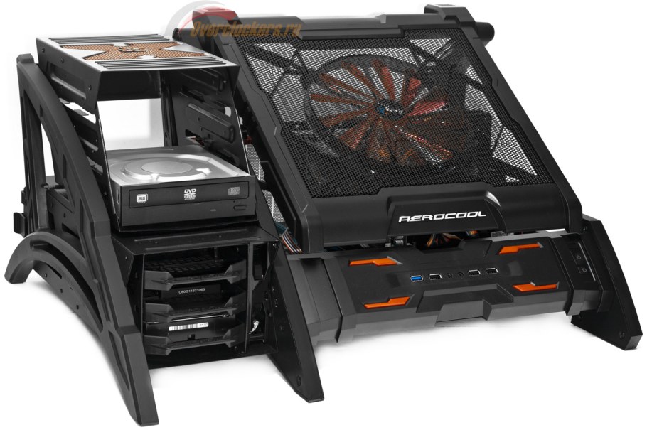 Геймерские столы ASUS ROG