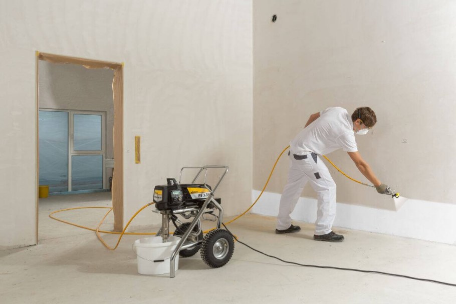 Безвоздушное окрашивание стен