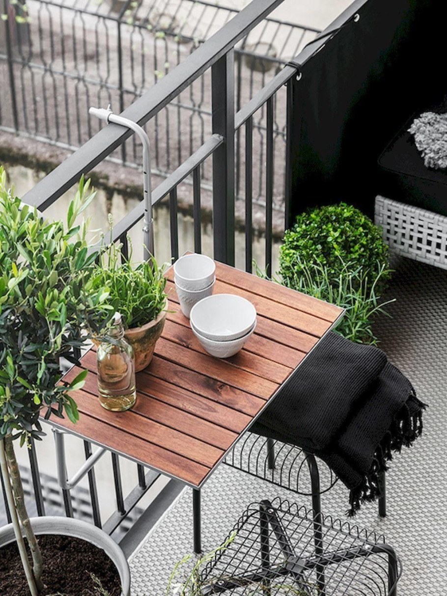 Балкон в стиле икеа