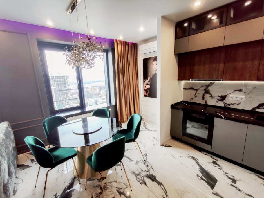 Дизайнер для Инвест ремонта студии