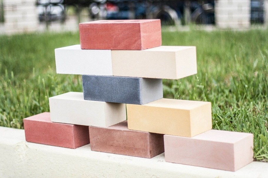 Кирпич облицовочный разноцветный