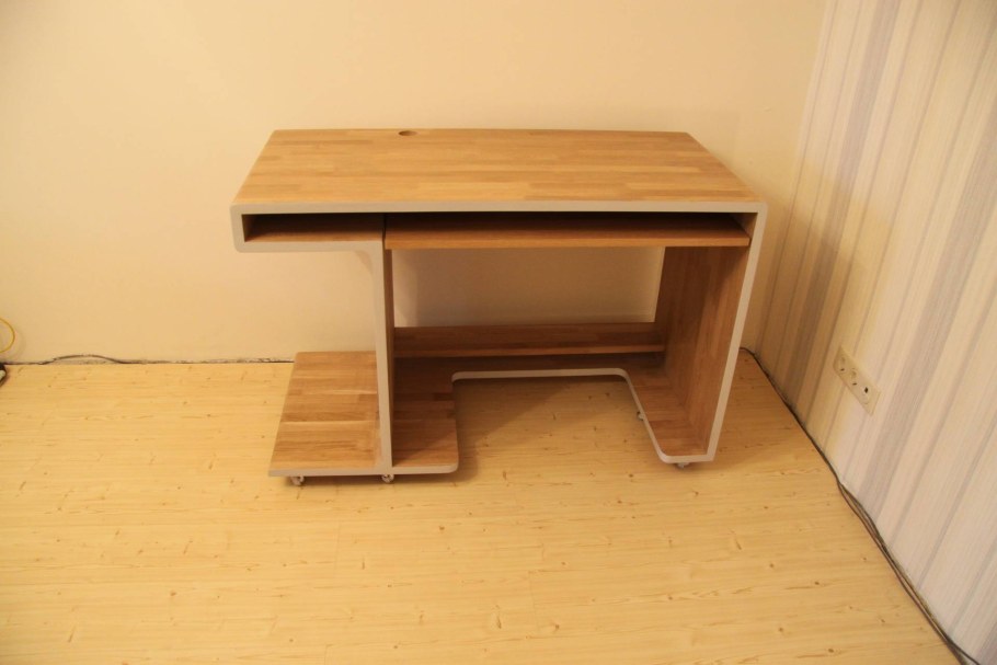 Самодельный компьютерный стол