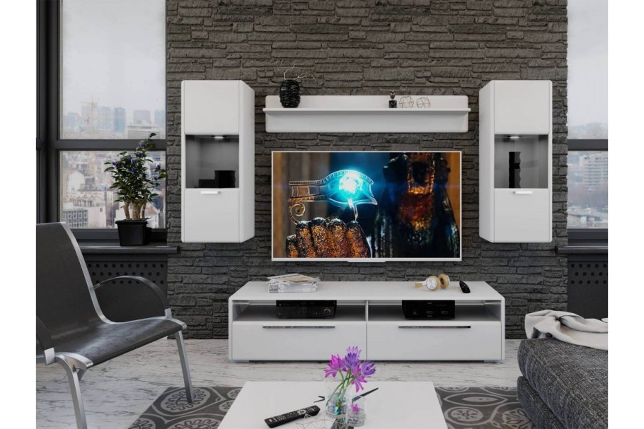 Прихожая Наоми БТС