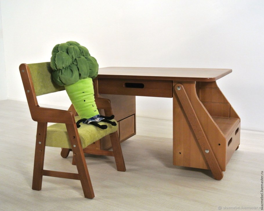 Деревянные скамейки лежаки