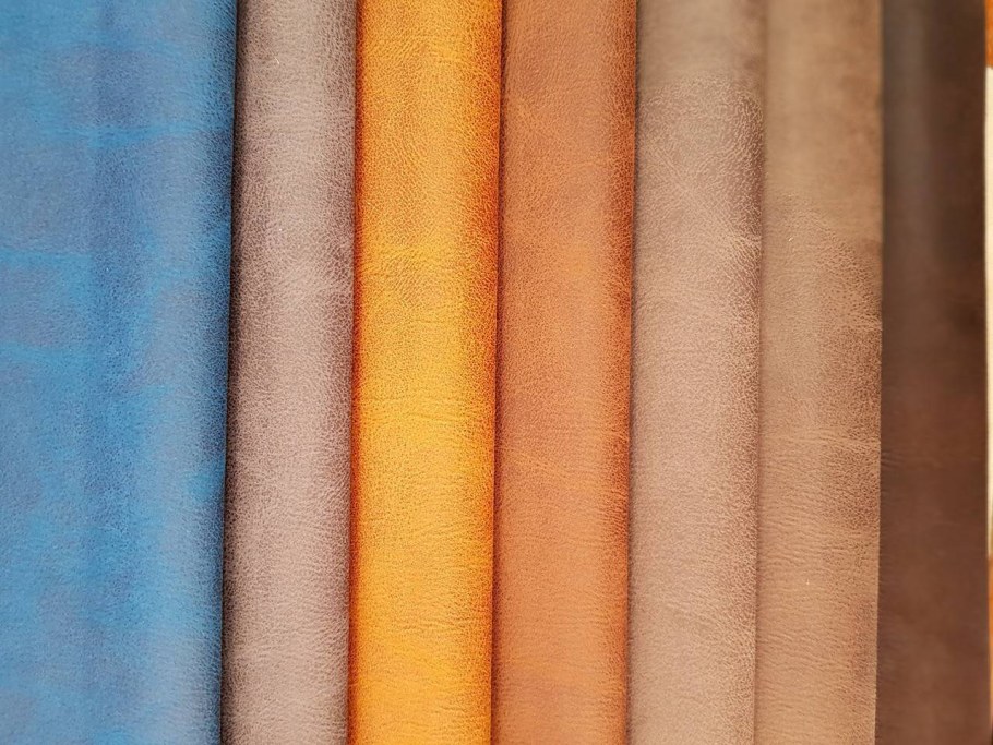 Ткань для обшивки дивана