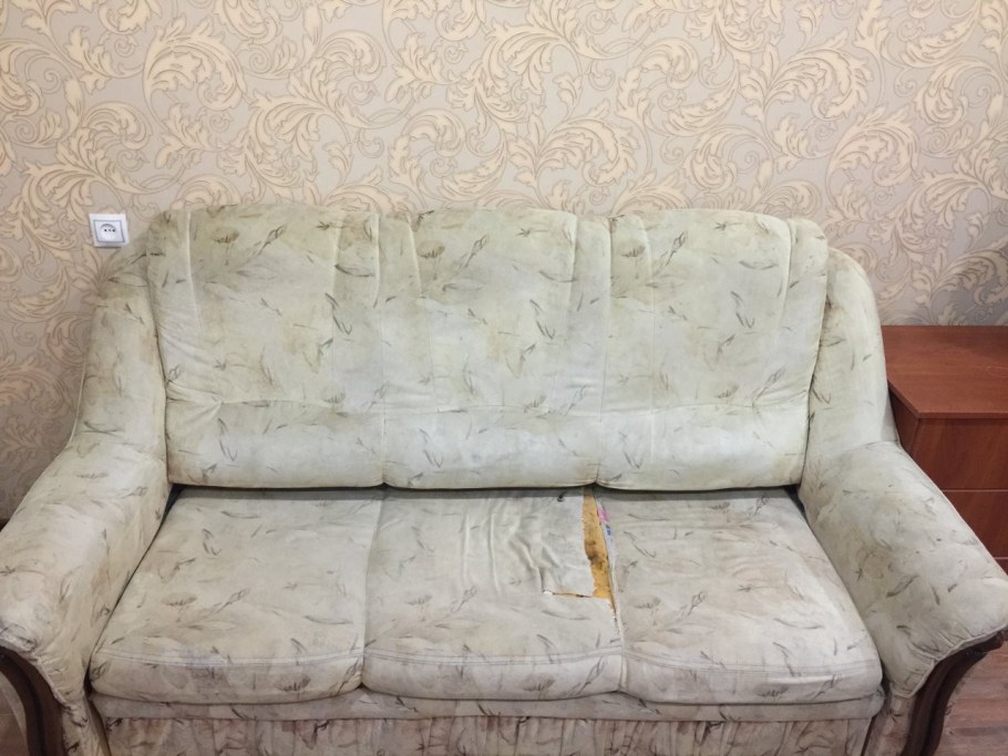 Отдам даром диваны