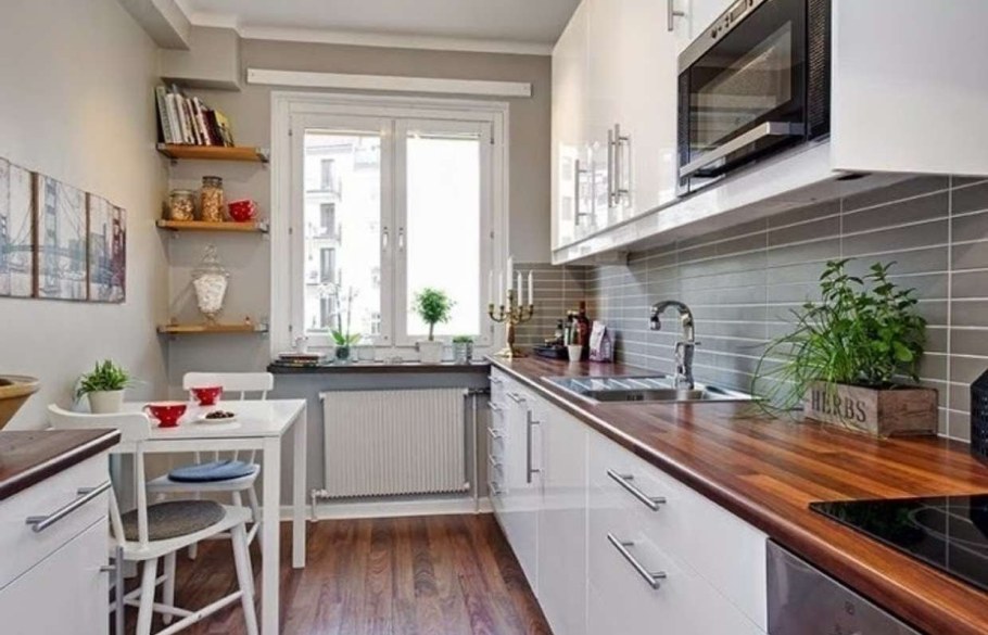 Интерьер узкой кухни