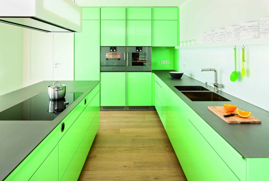 Современные кухни зеленого цвета