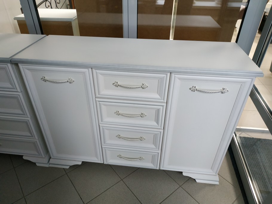 Шкаф ШР-2 лакированный Грация витрина 4 стекла