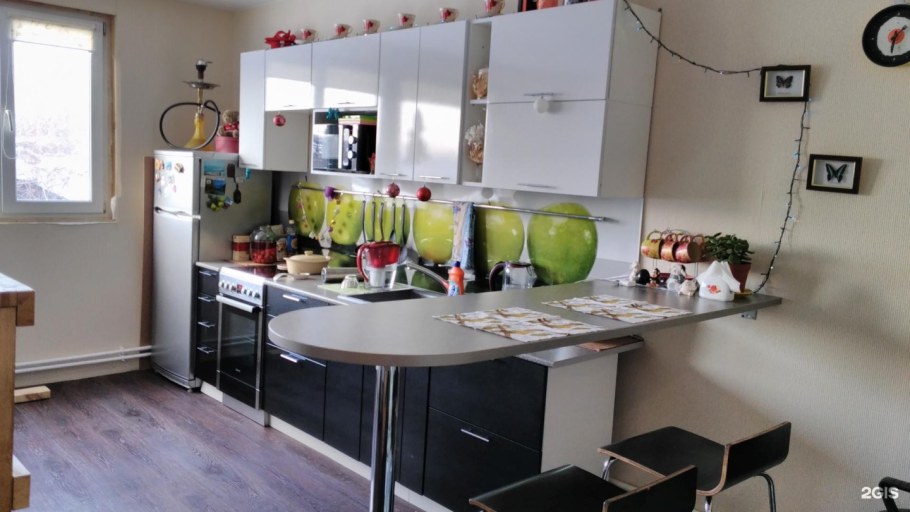 Реклама мебельного магазина