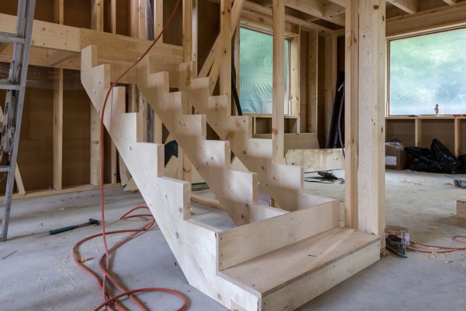 Конструкция деревянной лестницы чертеж