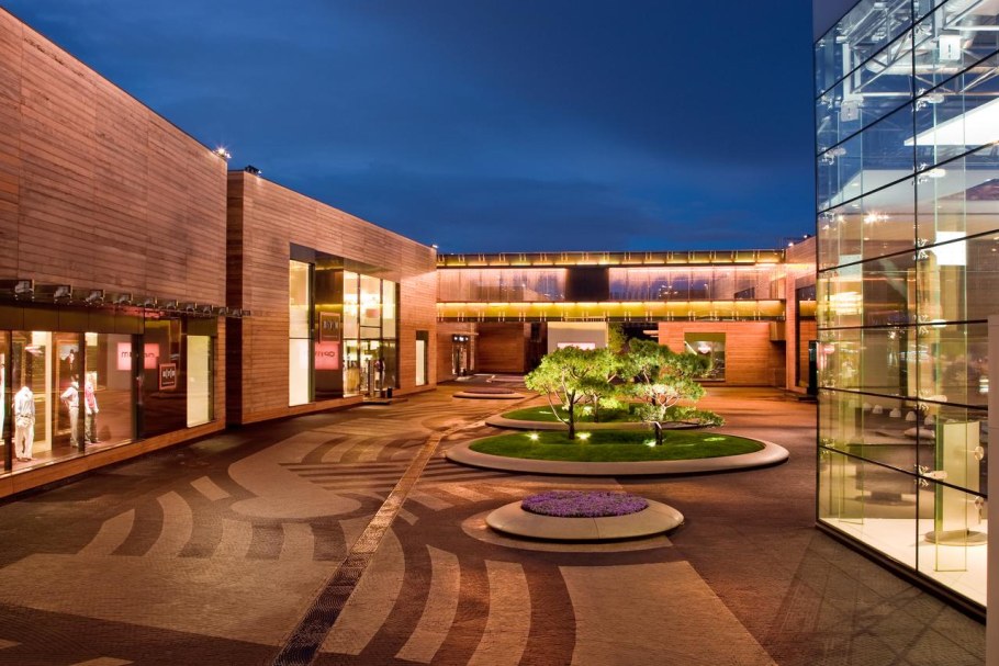 Экстерьер элитной резиденции Антонович