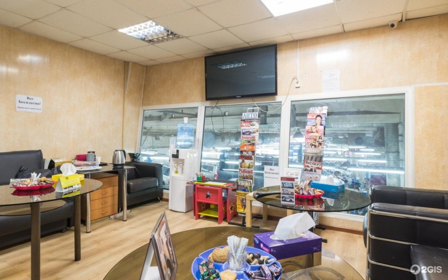 Магазин стулья на полярной улице