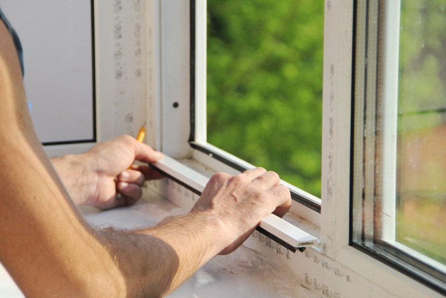 Демонтаж деревянных окон