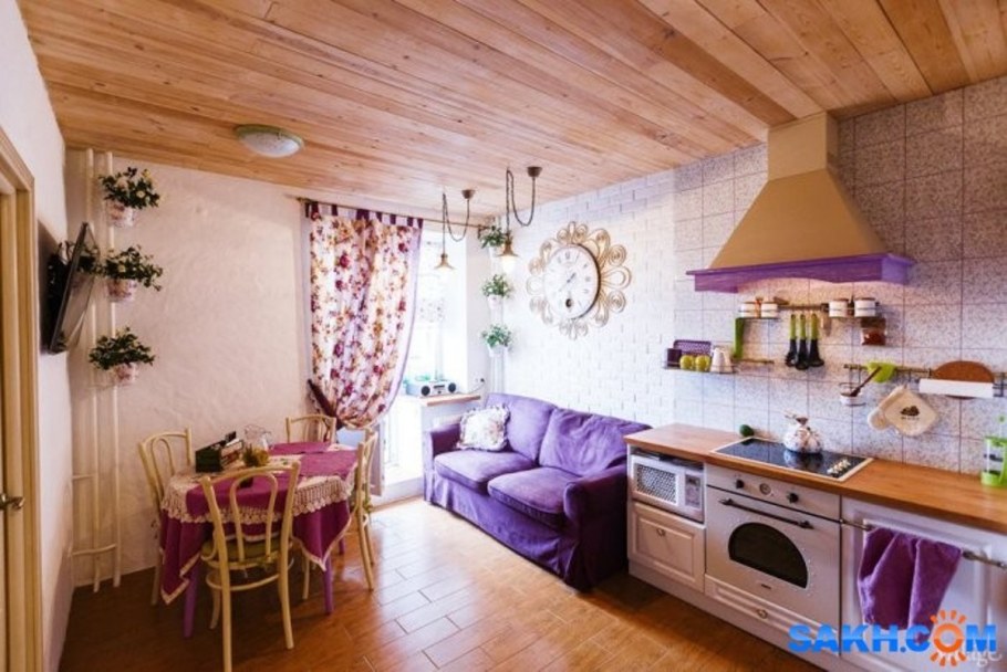 Кухня в деревянном доме