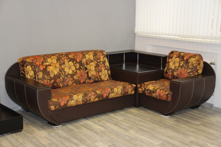 Диван кухонный прямой Бристоль