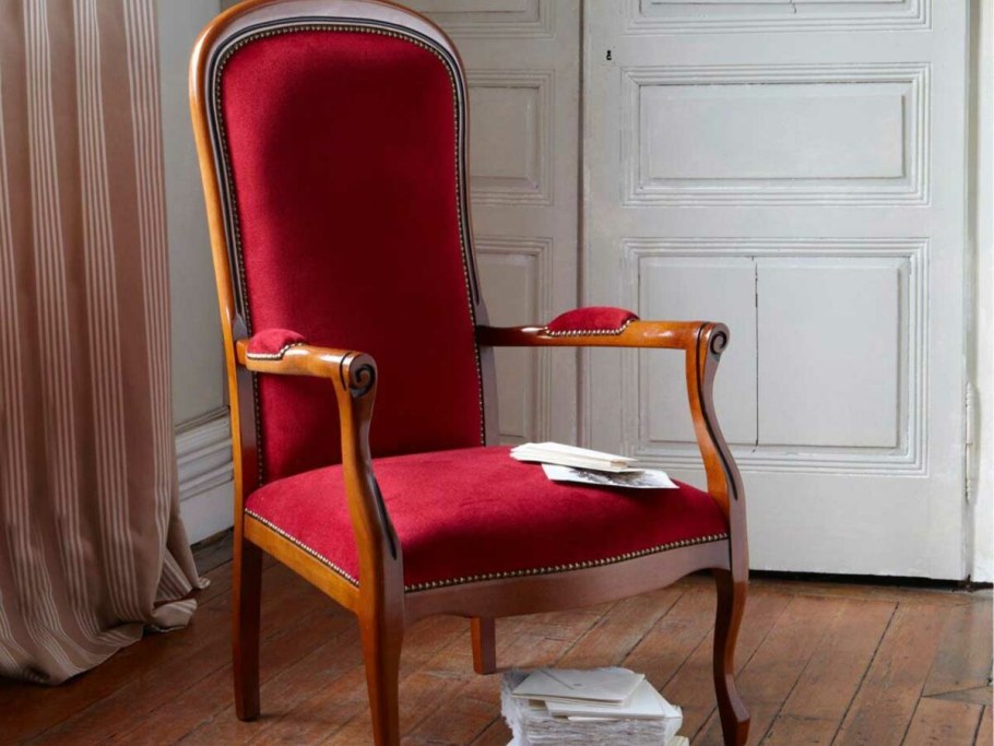 Кресло Вольтер антикварное