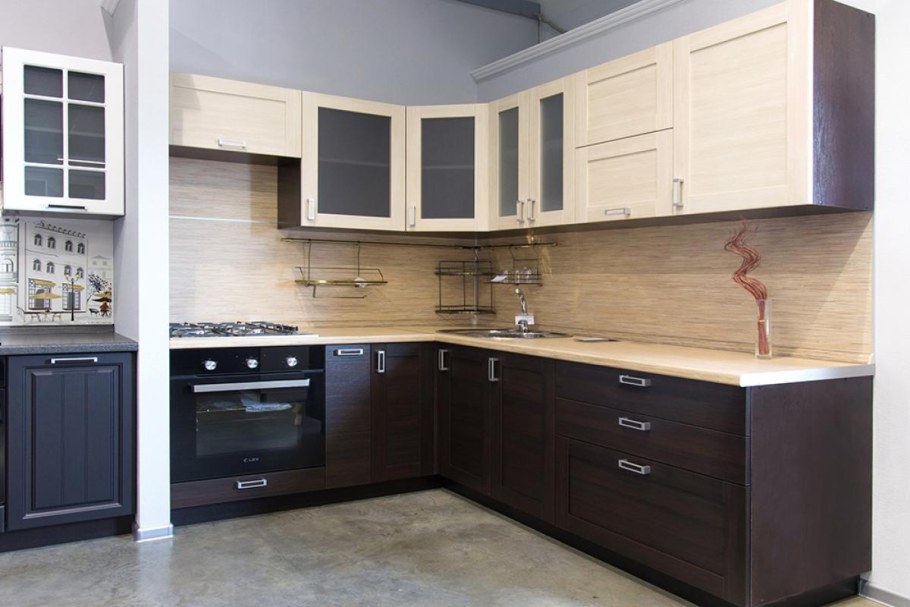 Кухня Валерия м угловая гранатовый металлик