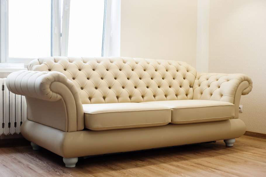 Диван Честер фиолетовый