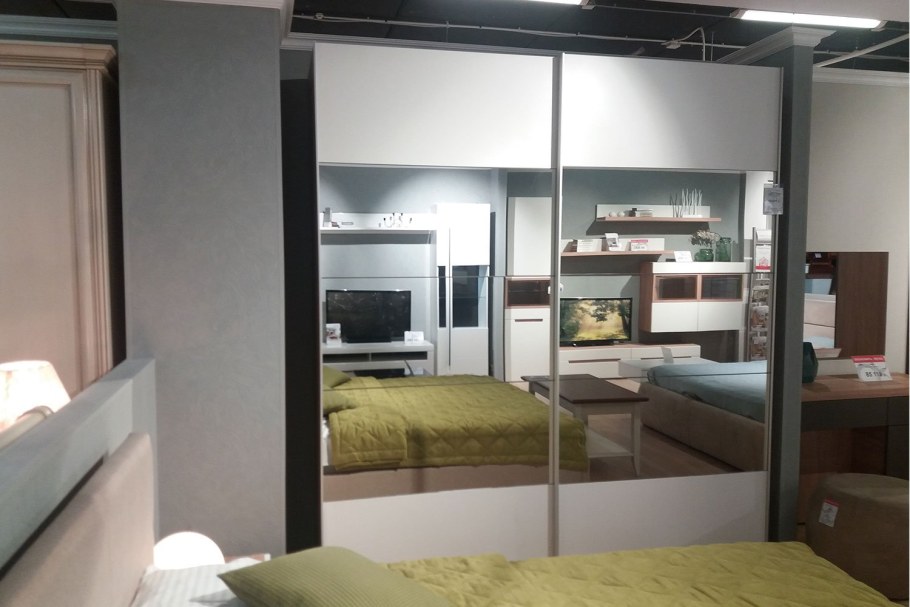 Стенка Анри Ангстрем