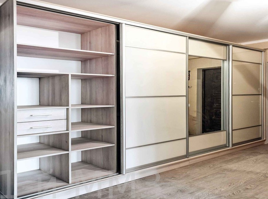 Встроенные шкафы купе