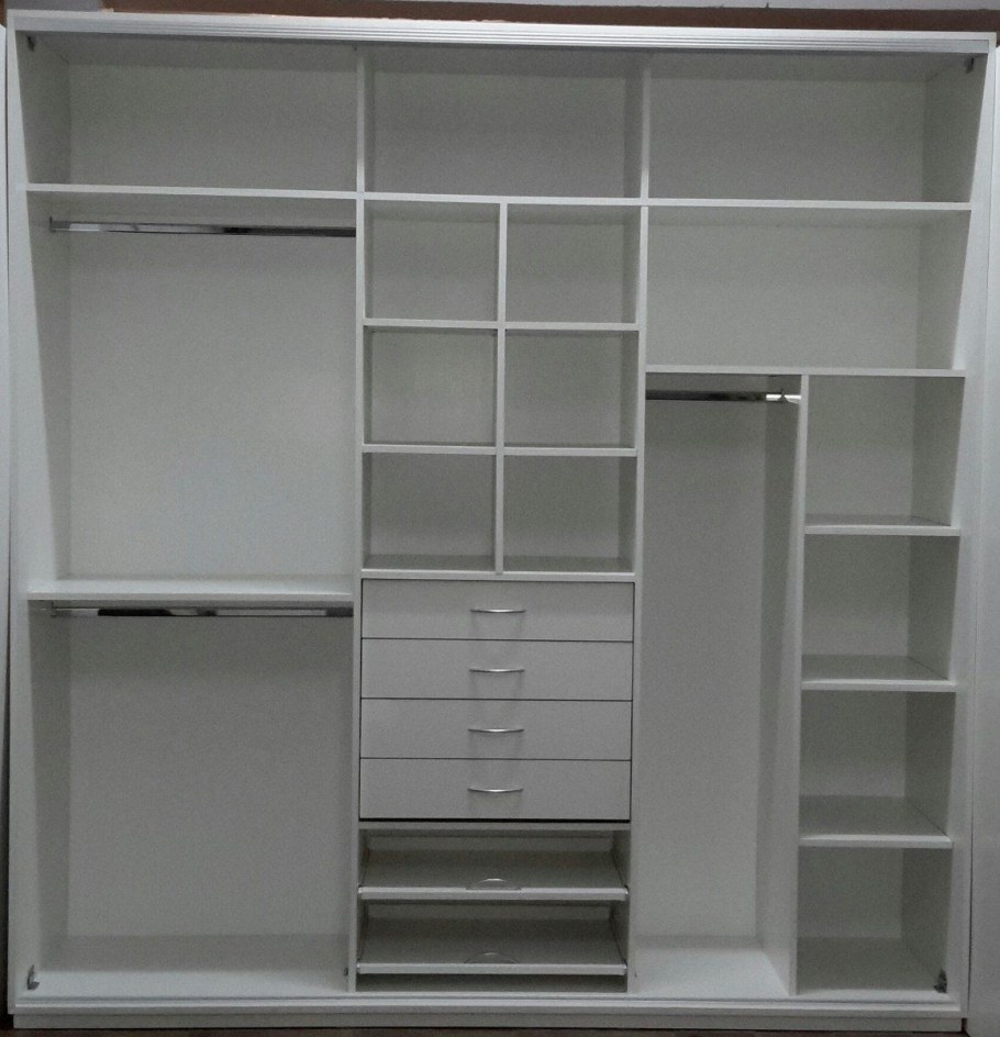 Встроенный шкаф купе внутренний