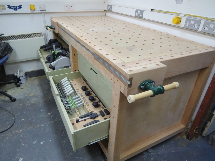 Откидной раскройный стол для Фестул