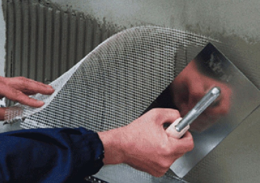 Допуски по штукатурке стен по маякам