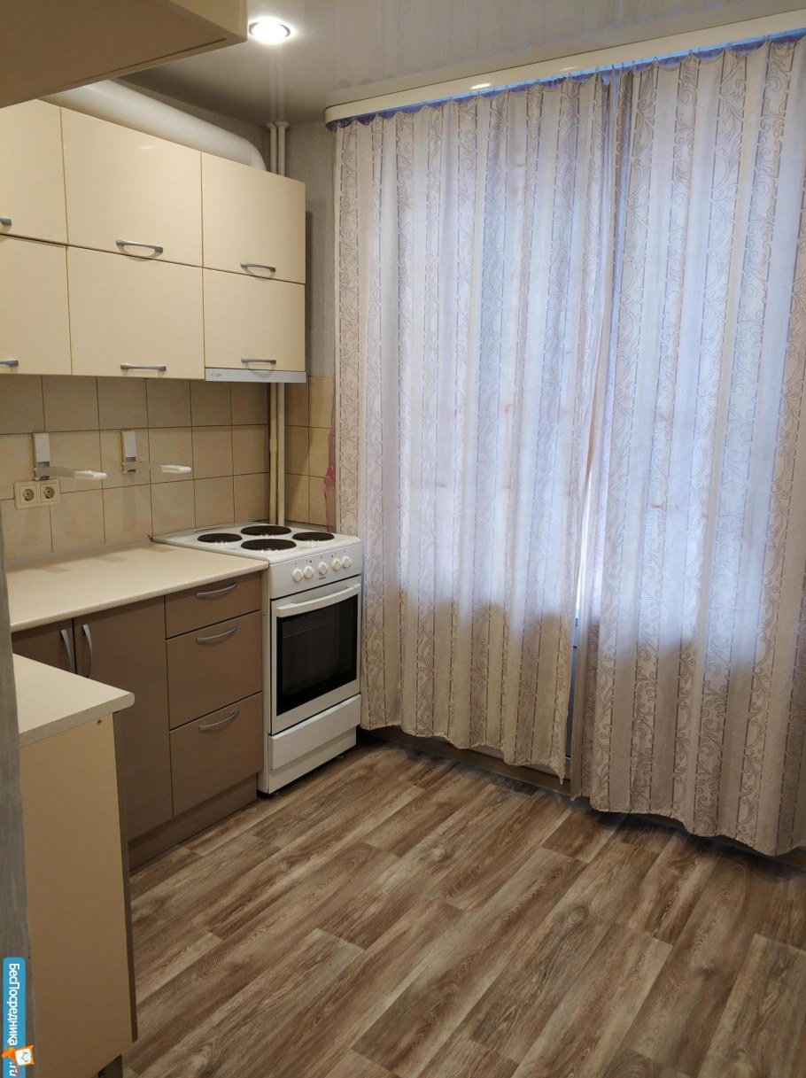 Диваны на Центральном рынке