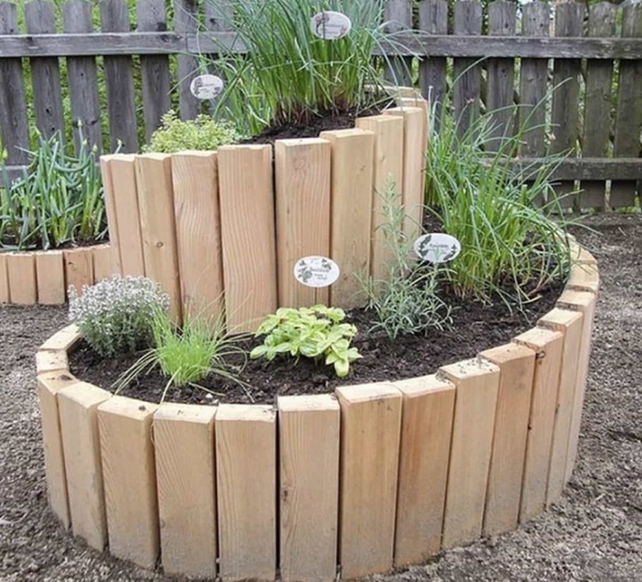 Украсить клумбу