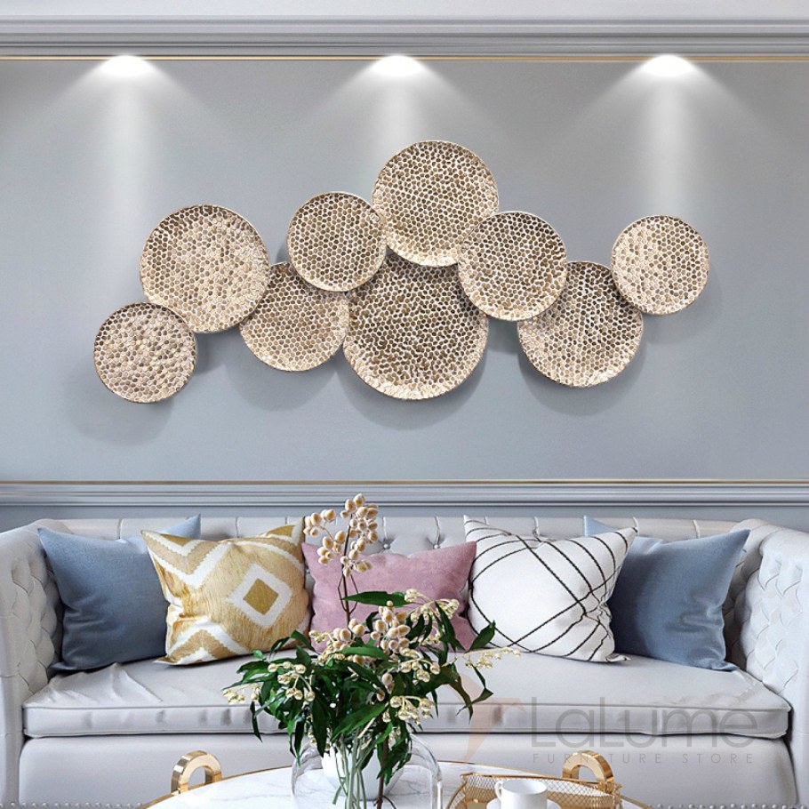 Спальня в кремовых тонах