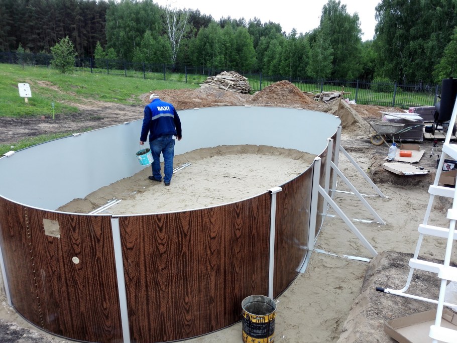 Бетонная площадка под бассейн