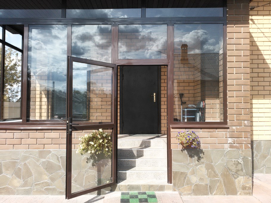 Остекление крыльца