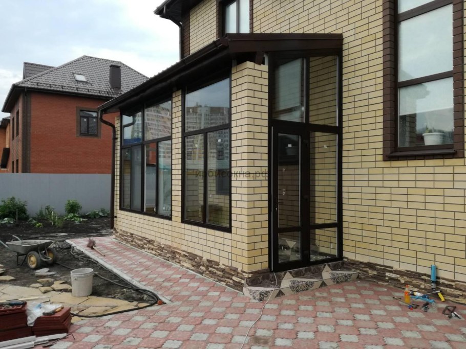 Тамбур из кирпича