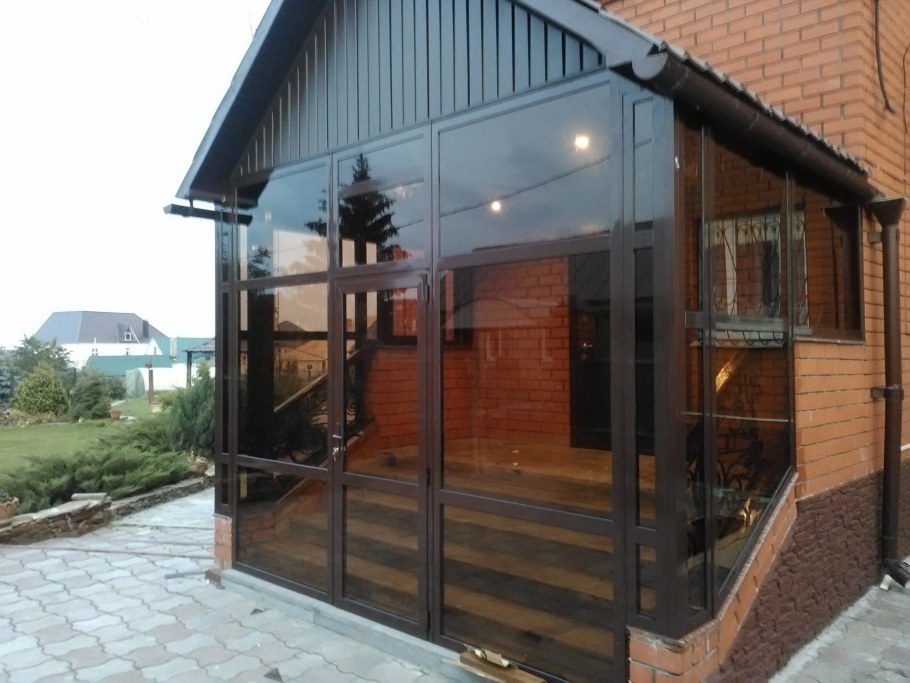 Остекление крыльца