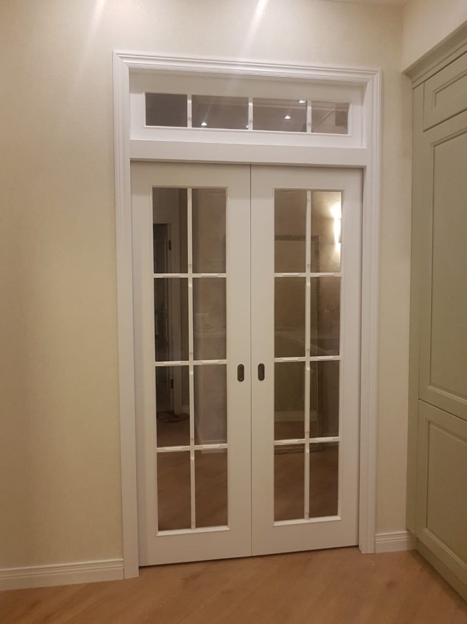 Межкомнатные двери с фрамугой над дверью