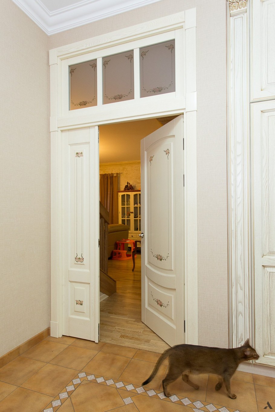 Дверь с фрамугой