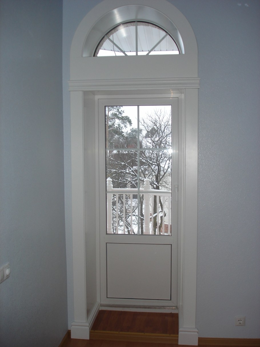 Межкомнатные окна