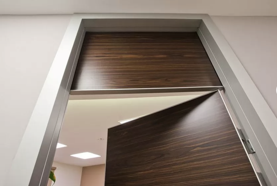 Эстет двери Соната с фрамугой