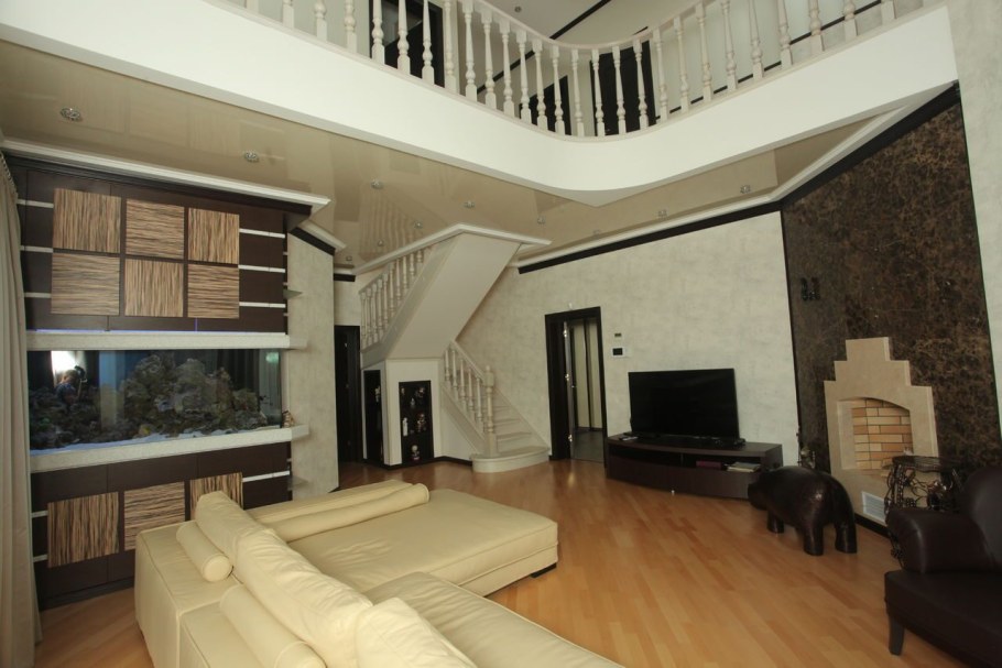 Коттедж с евроремонтом внутри