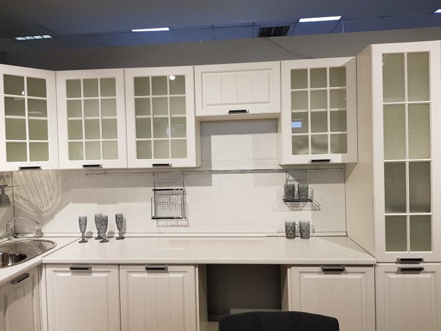 Кухонный гарнитур Прага Сурская мебель