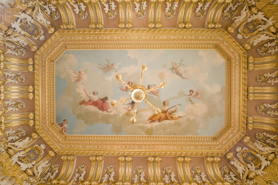 Натяжной потолок небо