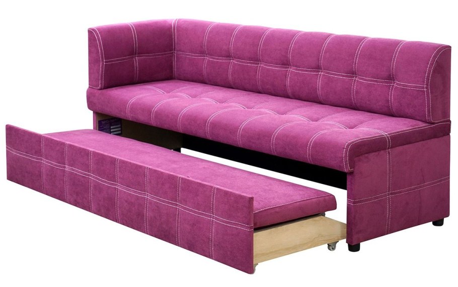 Узкий диван со спальным местом