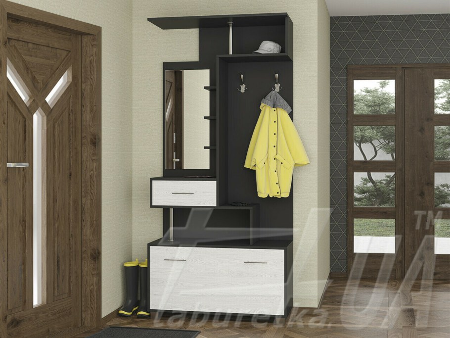 Прихожая Людмила