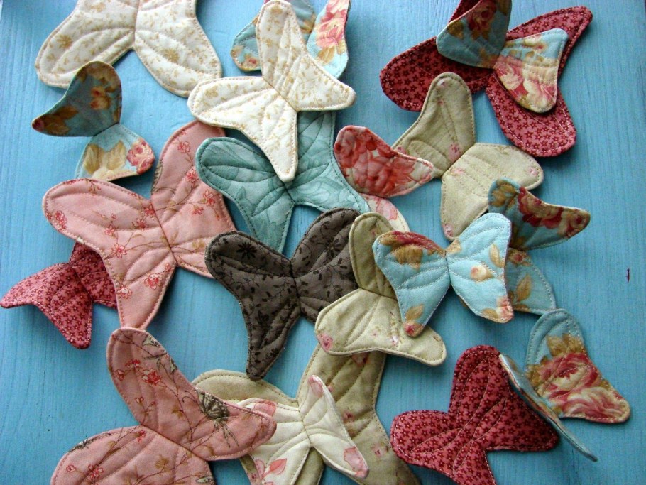 Бабочка из ткани