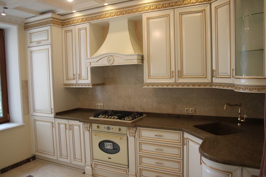 Белорусские кухни классика бежевая