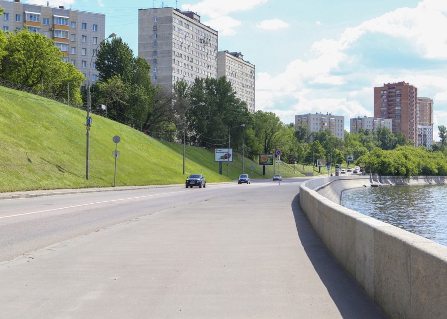 Крутицкая набережная