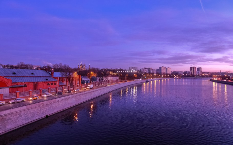 Крутицкая набережная Москва